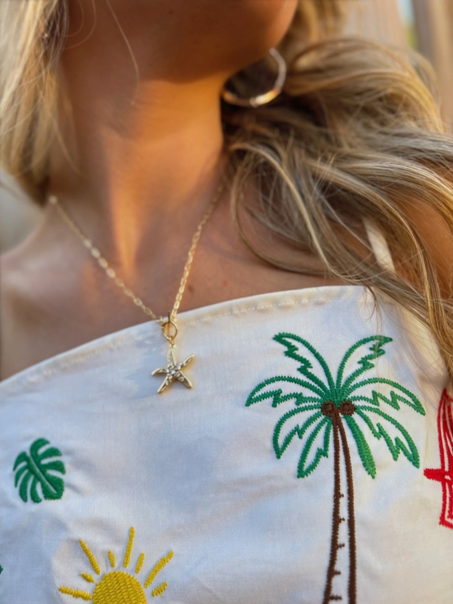 Gold-Seestern-Halskette | Küsten-Strand-Anhänger-Halskette | Paperclip-Kette CZ-Seestern-Schmuck | 18K vergoldete Statement-Halskette