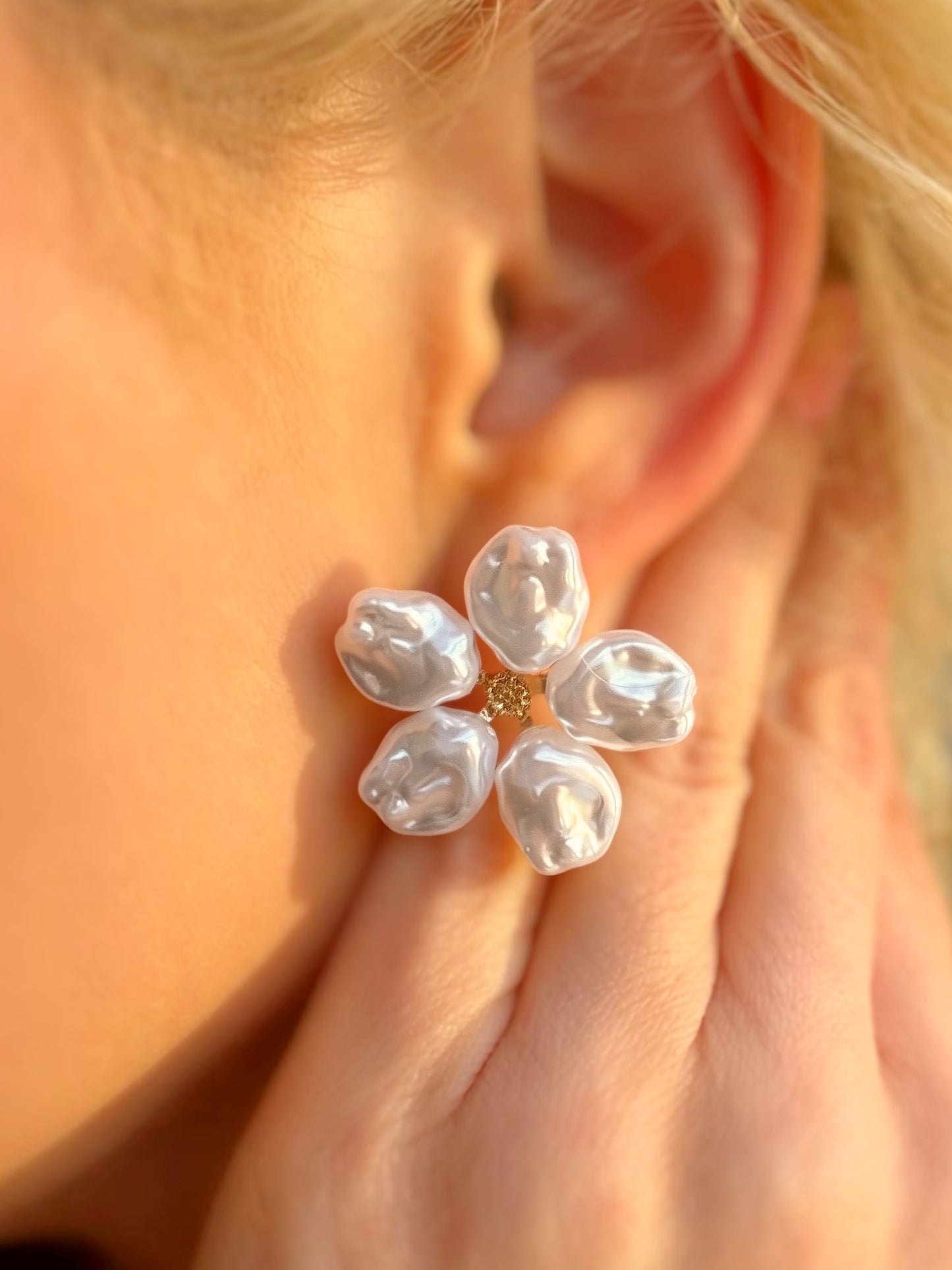 Grace Grows Here Chunky Pearl Flower Stud Earrings