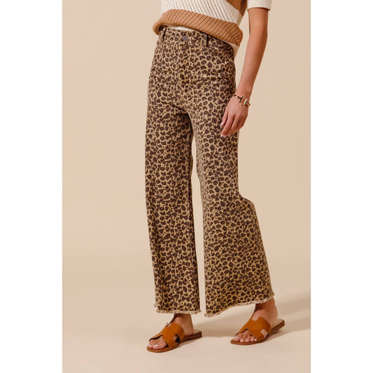 Mid-Rise Leopard Print Wide-Leg Jeans with Frayed Hem