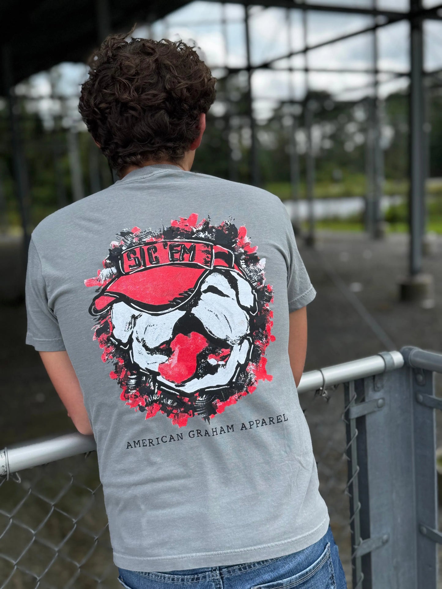 Sic Em Artisan Bulldog Graphic T-Shirt - American Graham Apparel American Graham Apparel