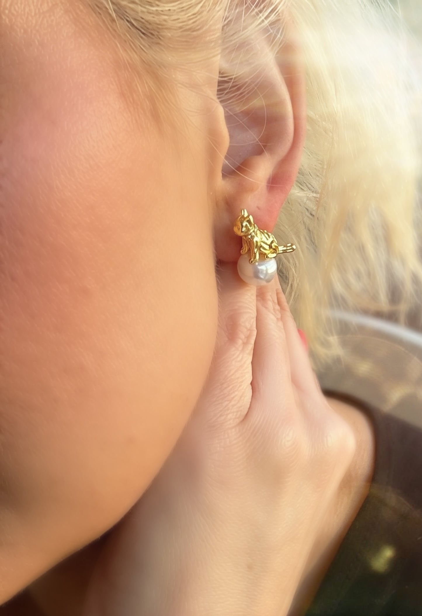 The Tallulah Pearl - Whimsy Cat Stud Earrings