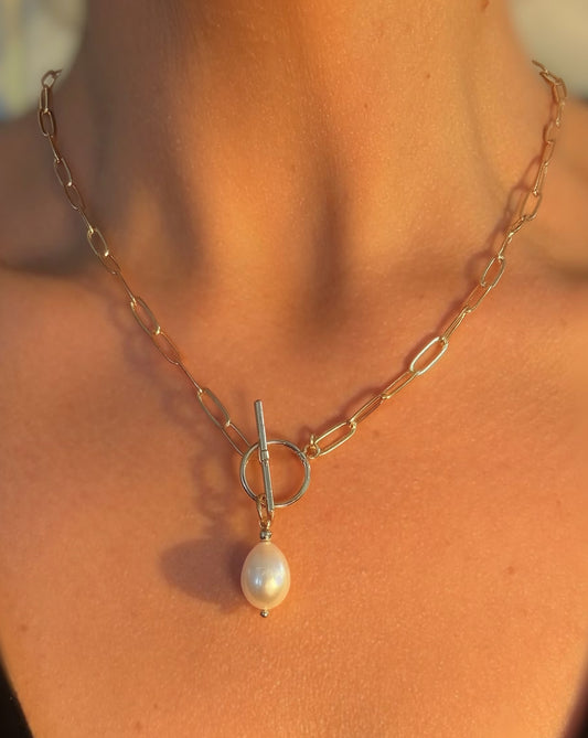 The Signature Pearl Chain Toggle Necklace