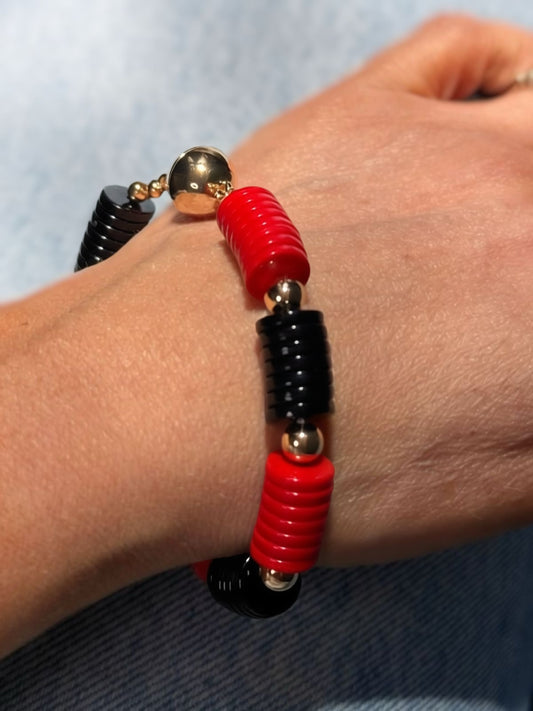 Red & Black Game Day Flat Bead Magnetic Bracelet