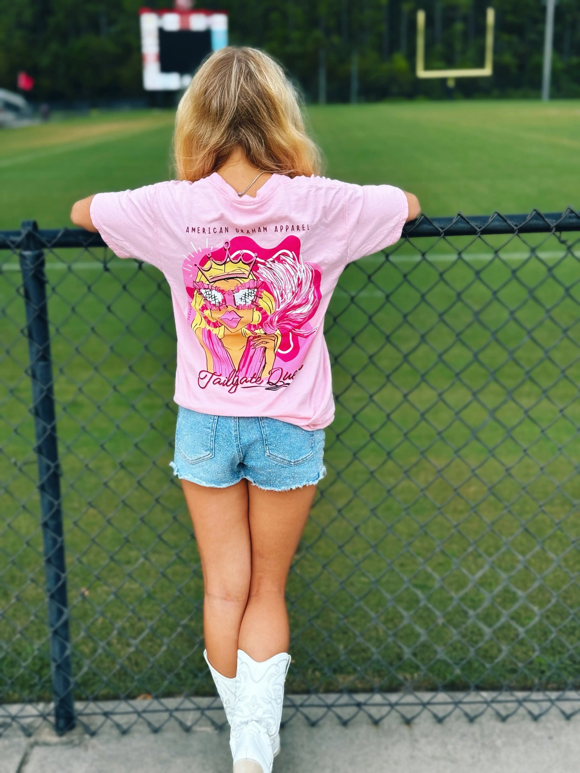Tailgate Queen Graphic T-Shirt - American Graham Apparel American Graham Apparel