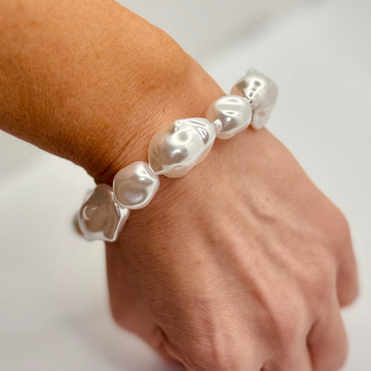 Timeless Baroque Pearl Bracelet