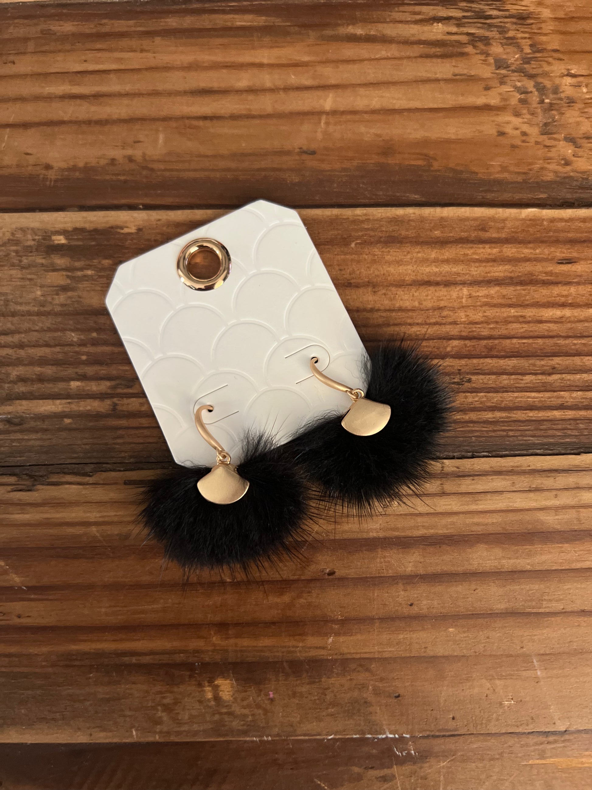 Black Feather Fan Earrings American Graham Apparel