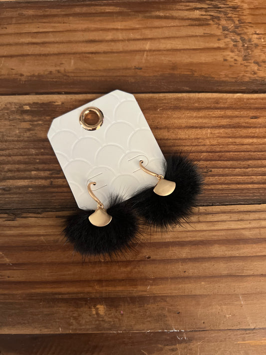 Black Feather Fan Earrings American Graham Apparel