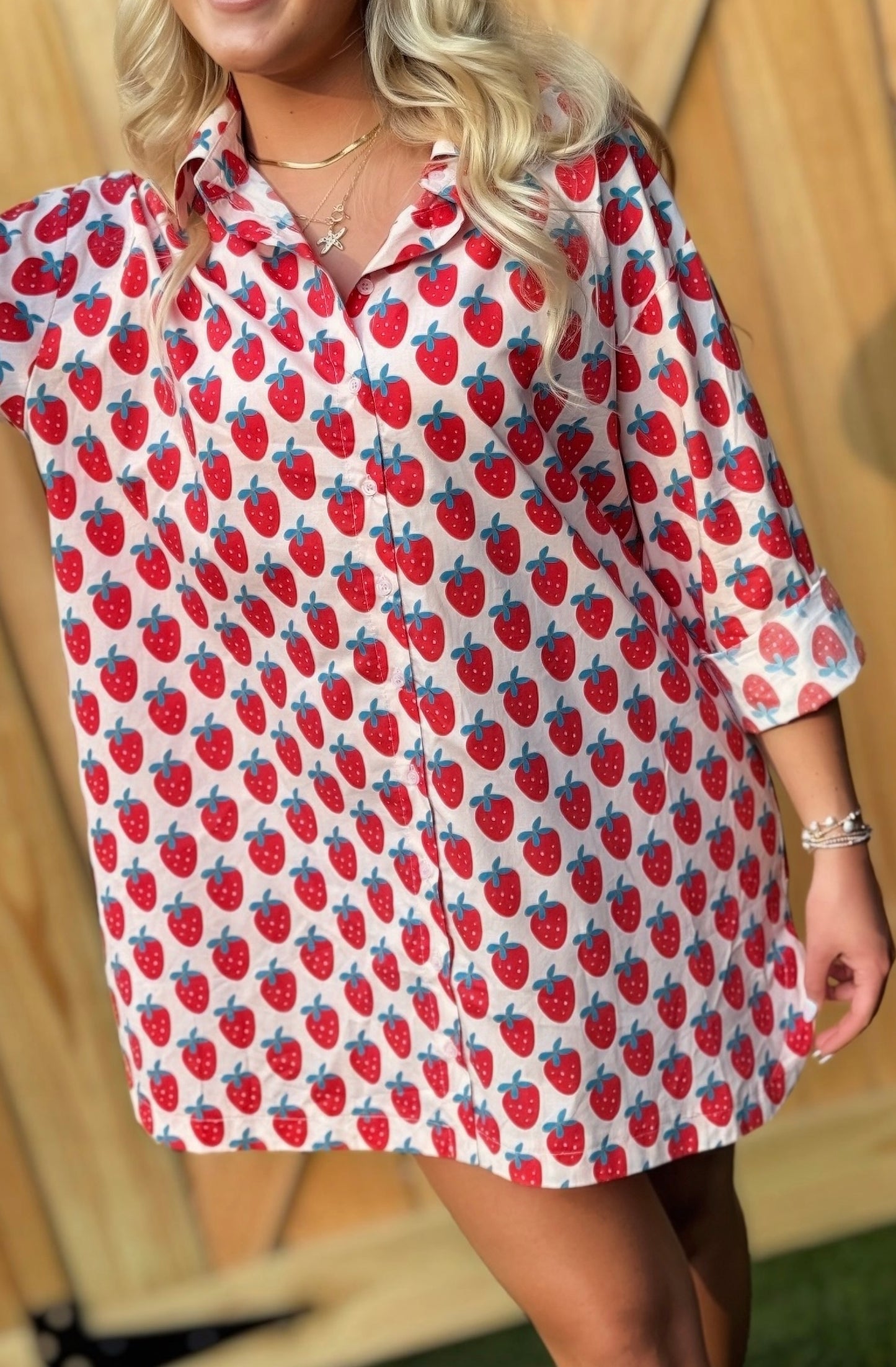Erdbeer-Print Oversized Hemdblusenkleid | Strand-Cover-Up mit Knöpfen | Damen Baumwoll Resort-Kleid