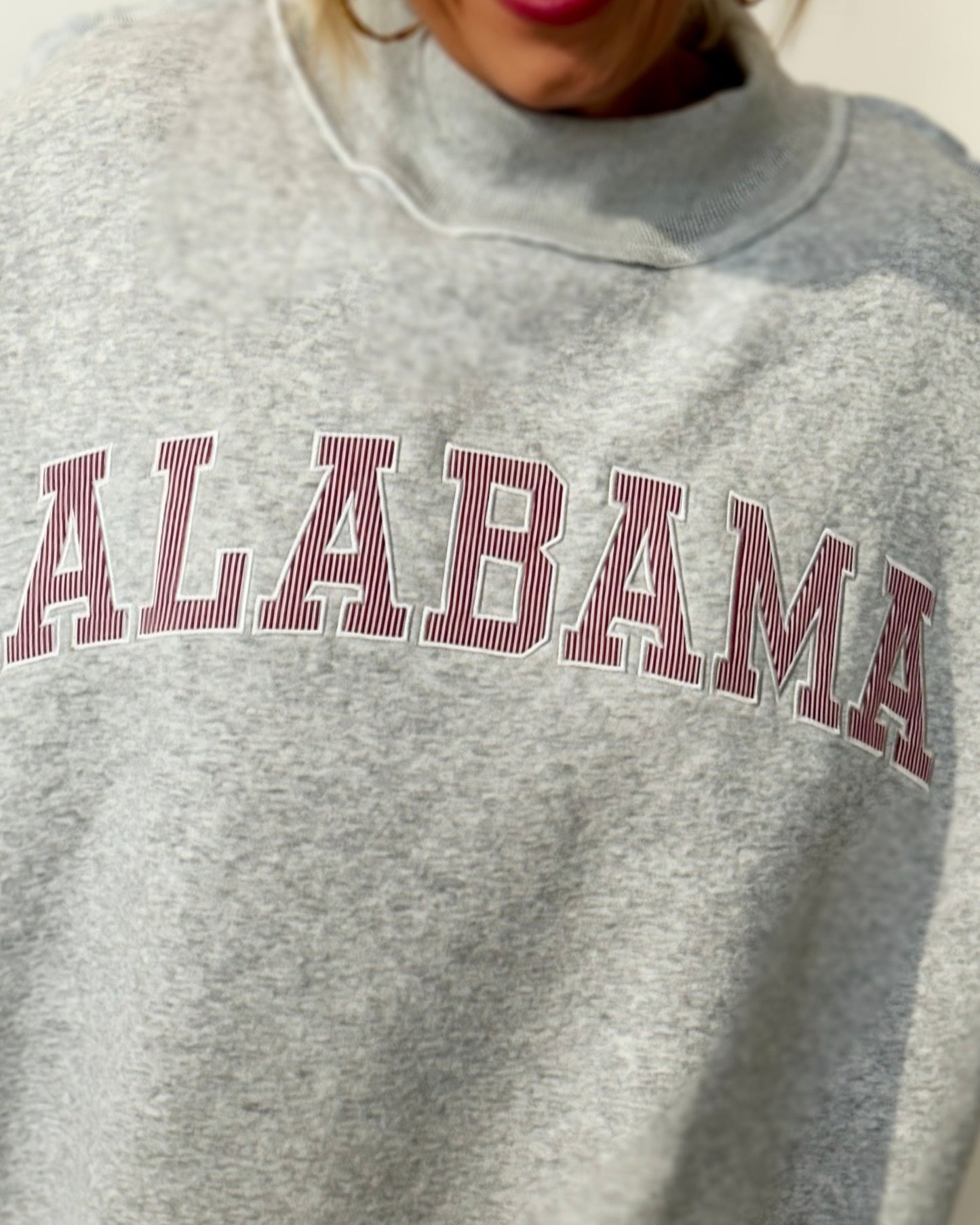 Alabama Oversize Sweatshirt | Damen Stehkragen-Pullover | College Grafik Sweatshirt | Gemütliches Lounge-Top mit überschnittenen Schultern
