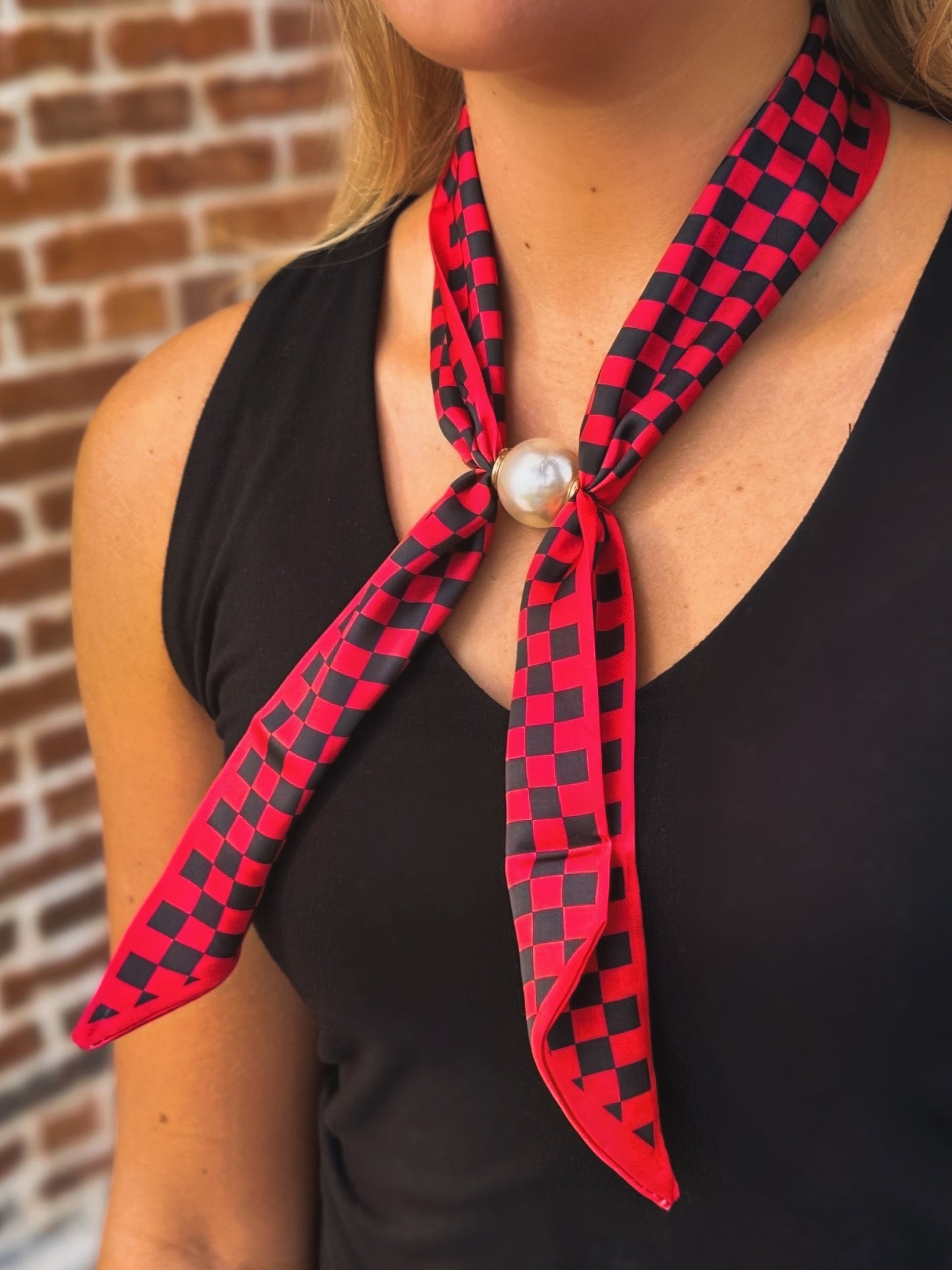 Red & Black Checkered Magnetic Scarf Necklace