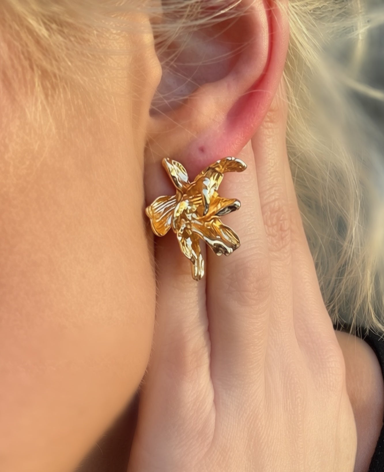 Golden Penelope- Vintage Inspired Floral Stud Earrings