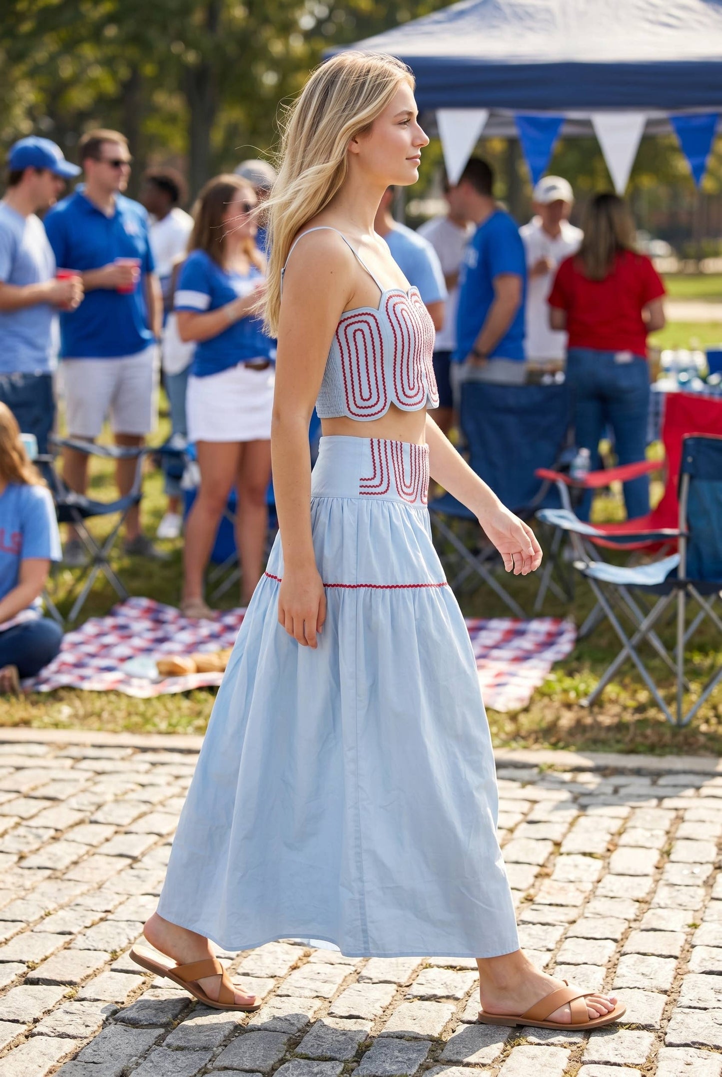 Exclusive Lace Trimmed Top & Skirt Set: WHITE/NAVY / L