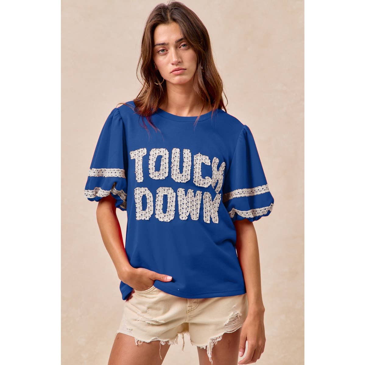 GAMEDAY THEME SLEEVE TOP WITH TOUCH DOWN PATCHWORK: GREEN / L