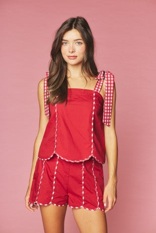Crimson & White Gingham Game Day Scalloped Set