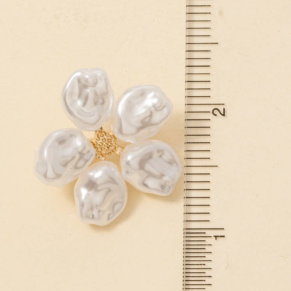 Grace Grows Here Chunky Pearl Flower Stud Earrings