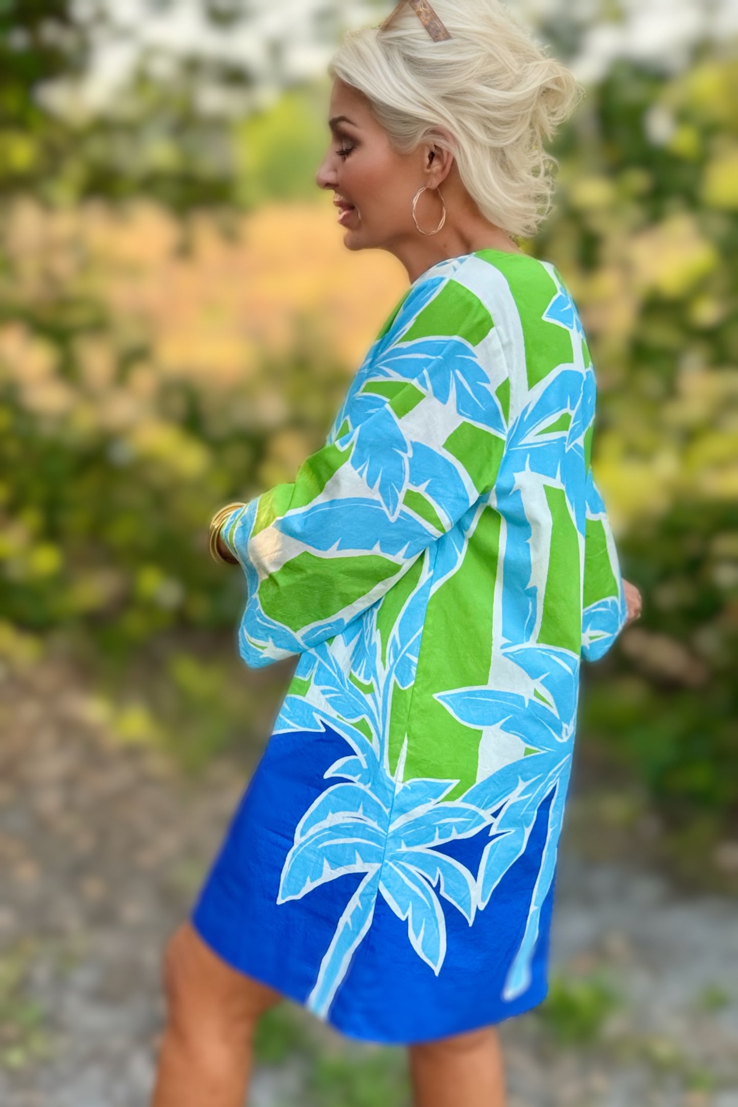 Une mini-robe tissée imprimée - ID23478 : VERT BLEU / Contemporain / L