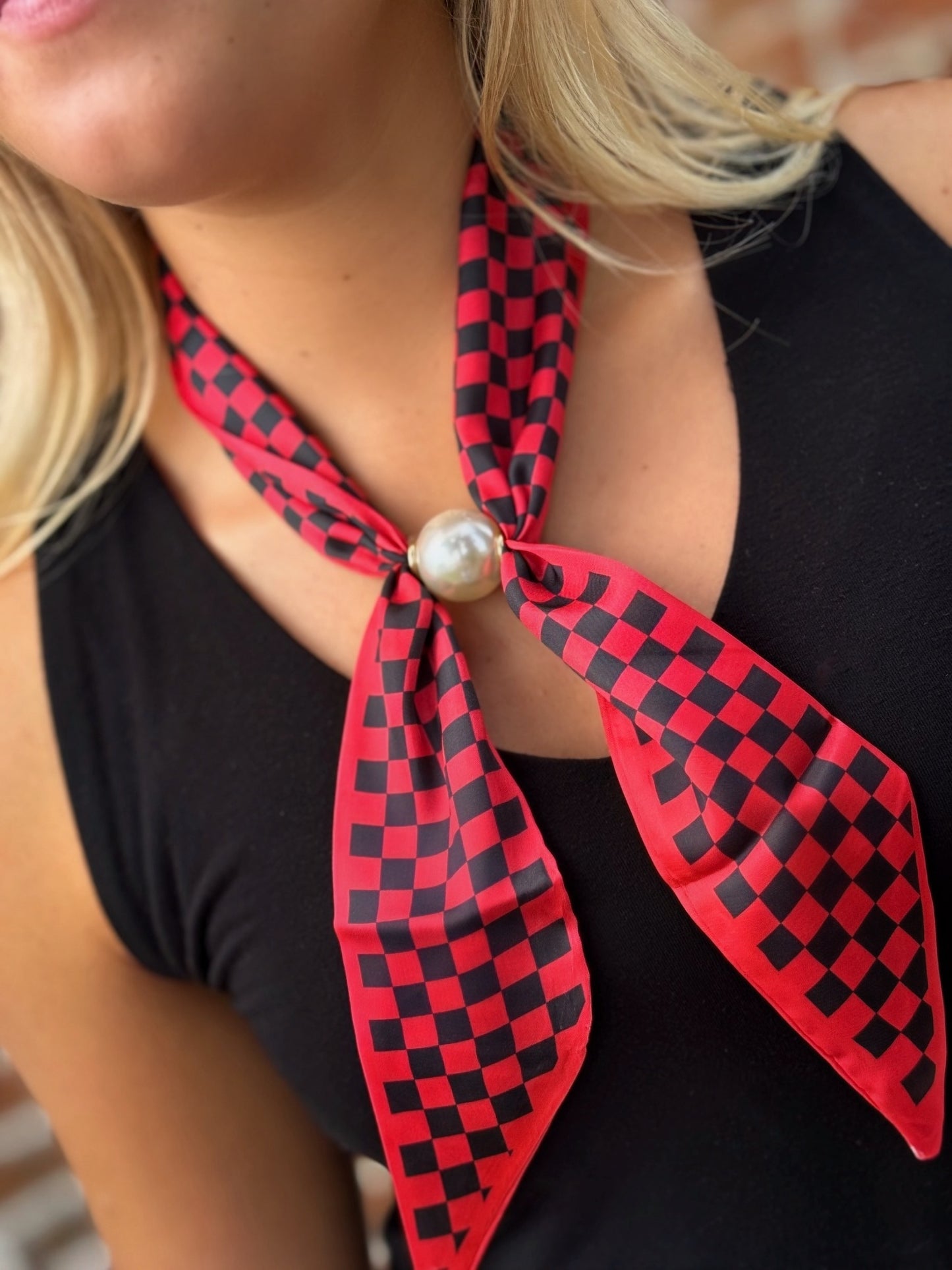 Red & Black Checkered Magnetic Scarf Necklace