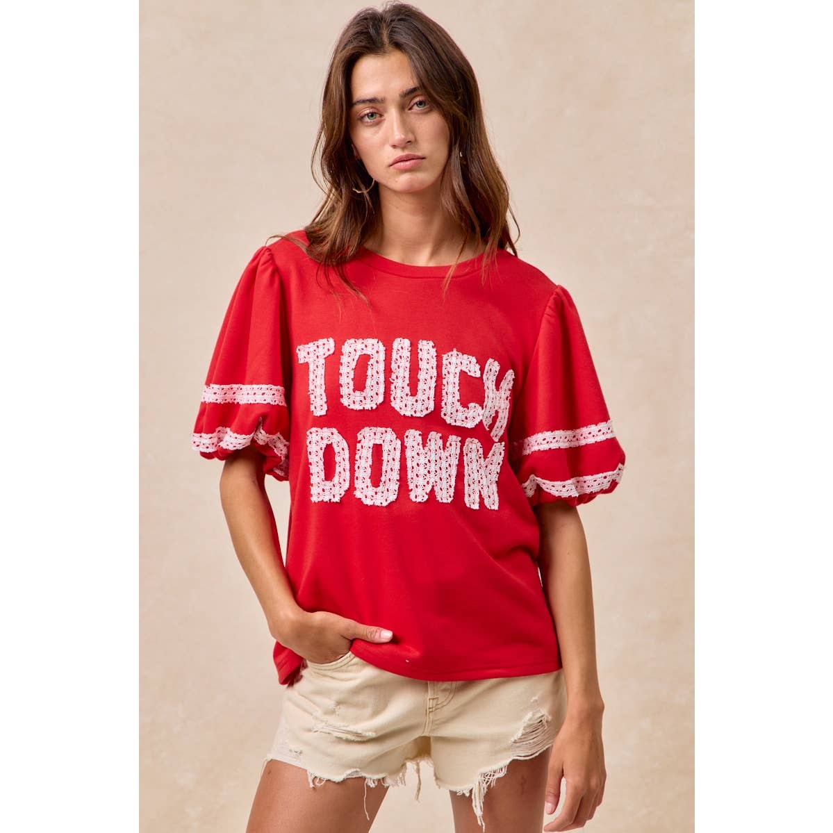 GAMEDAY THEME SLEEVE TOP WITH TOUCH DOWN PATCHWORK: GREEN / L
