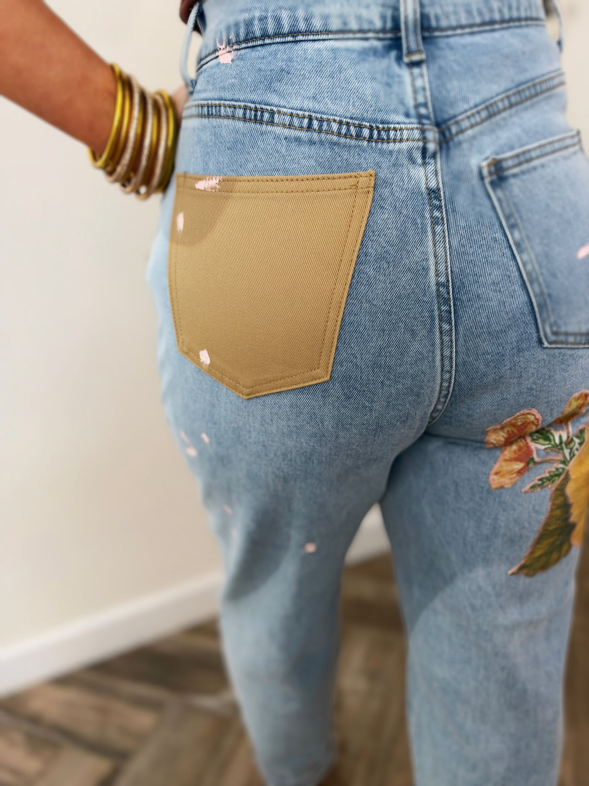 Autumn Floral Patchwork Barrel Leg Jeans – Light Wash