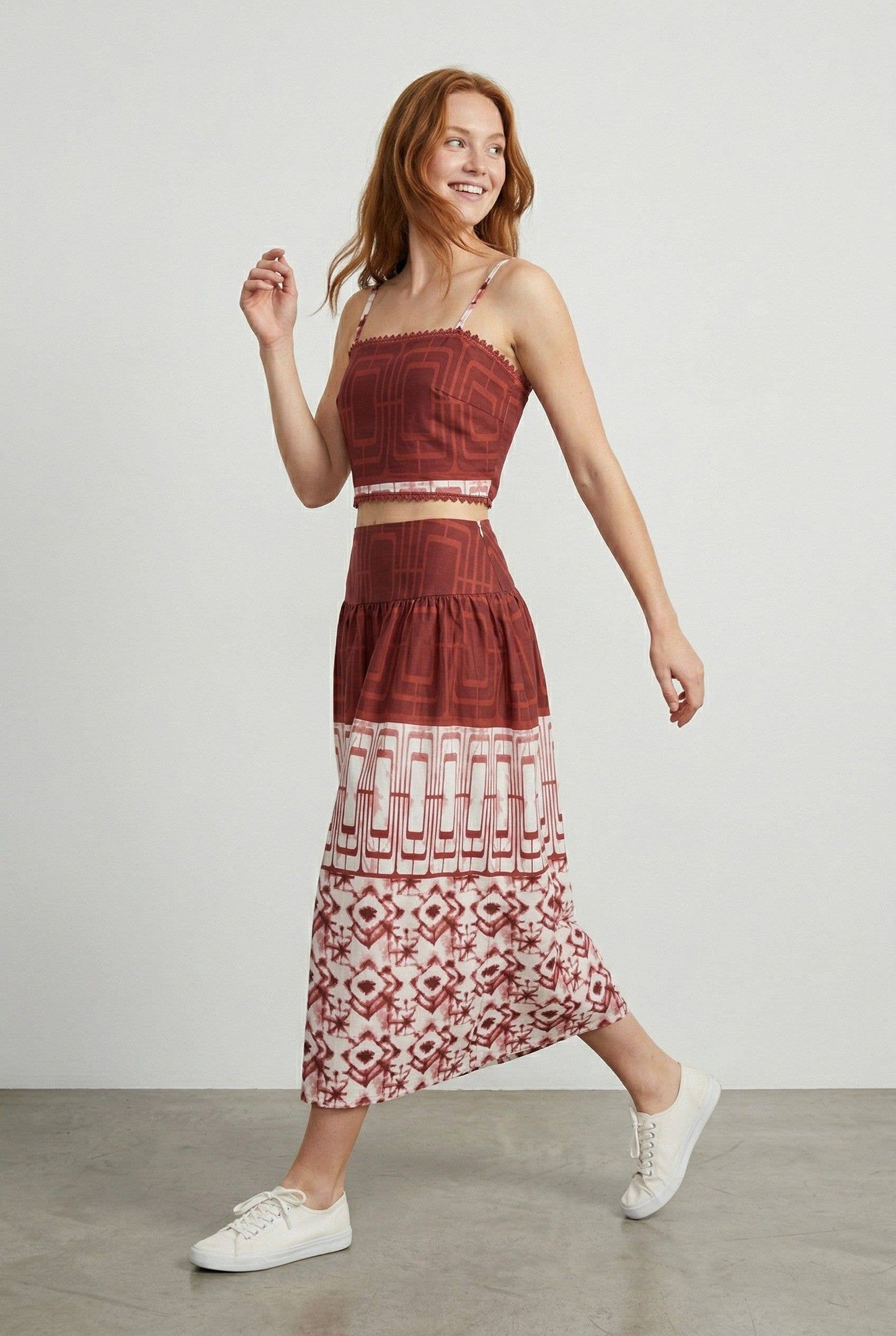 Geometric printed crop top and midi skirt set: RED COMBO / L