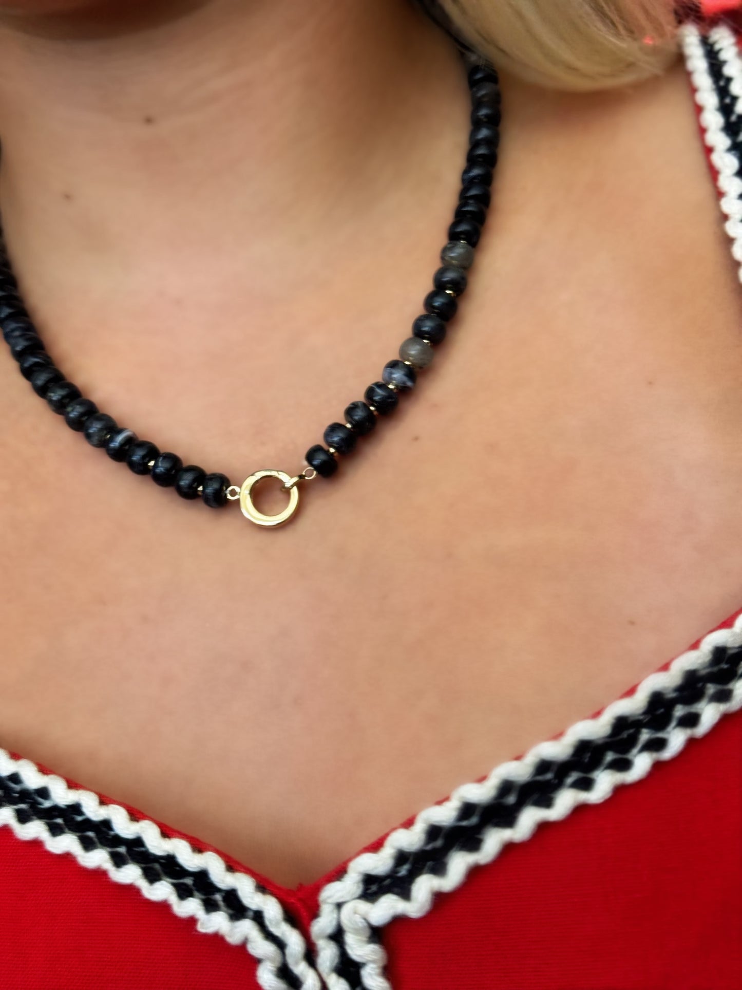 Paint It Black- Marble Bead & Ring Clasp Necklace