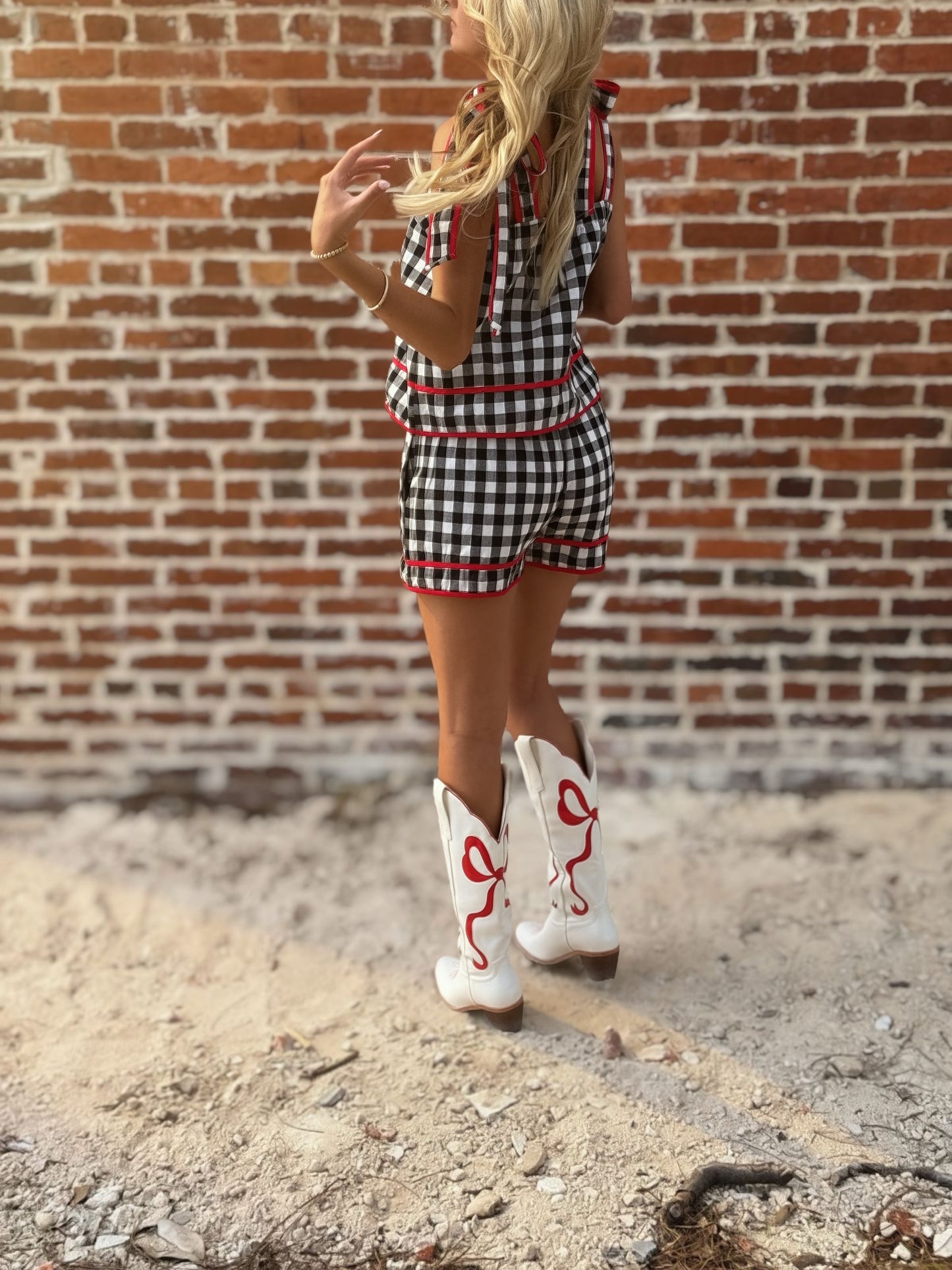 Saturday in Athens Spirit Gingham Ribbon Shorts Set