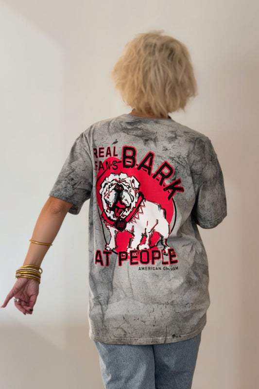T-shirt graphique Real Fans BARK At People - American Graham Apparel