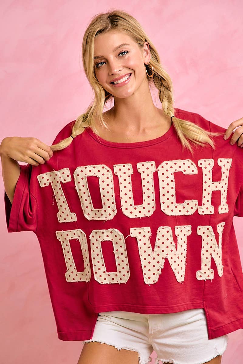 GAMEDAY THEME POLKA DOT PATCHES SHORT SLEEVES TOP: BLACK/RED / L