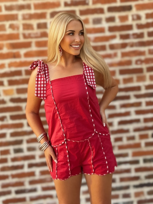 Crimson & White Gingham Game Day Scalloped Set
