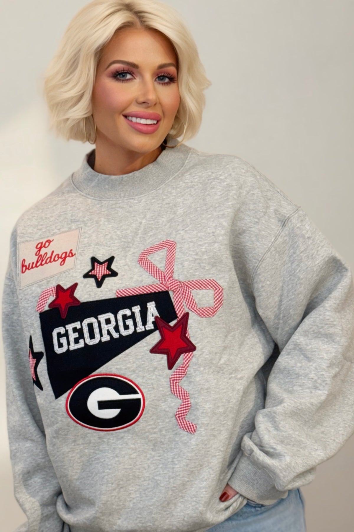 Georgia Bulldogs Appliqué Mock Neck Sweatshirt | STARSTRUCK’D
