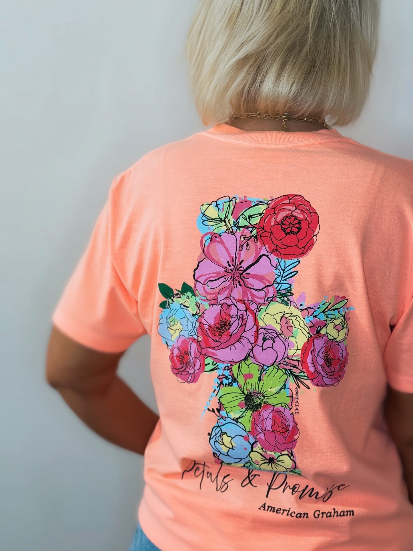 Floral Cross Christian Graphic T-Shirt – Faith Based Apparel – Inspirational Tee