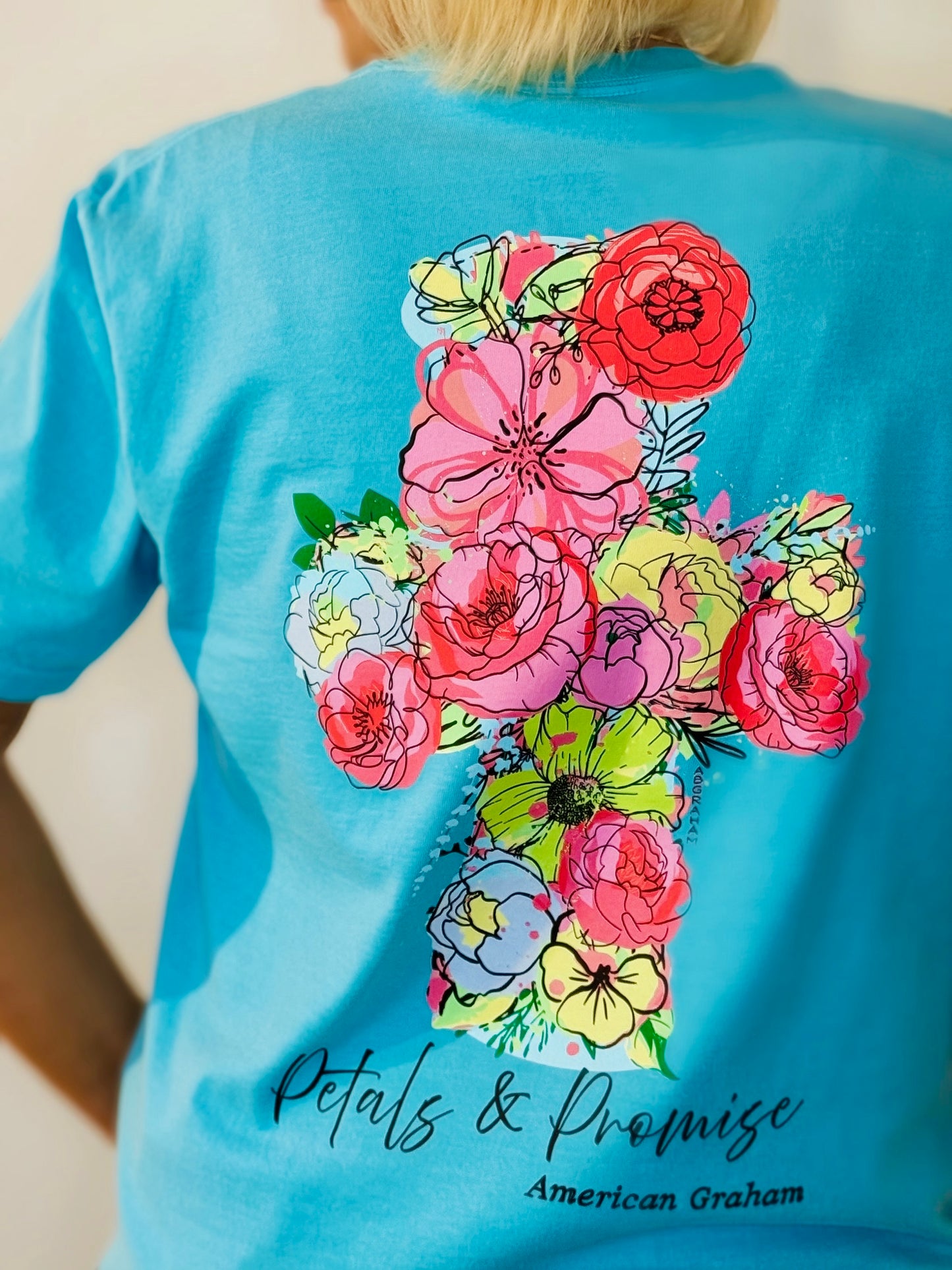 Floral Cross Christian Graphic T-Shirt – Faith Based Apparel – Inspirational Tee