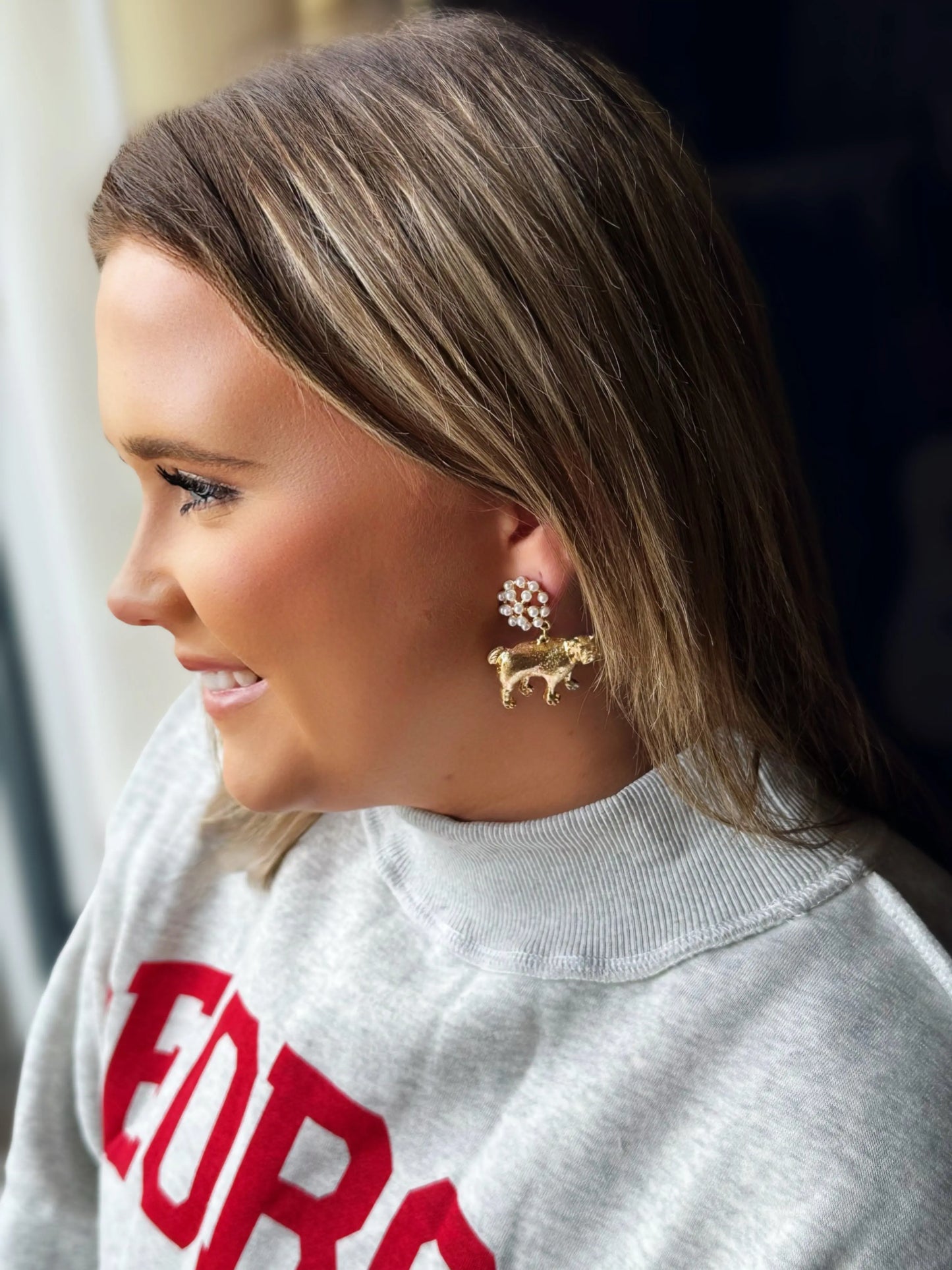 Vintage Gold Bulldog & Pearl Drop Earrings American Graham Apparel