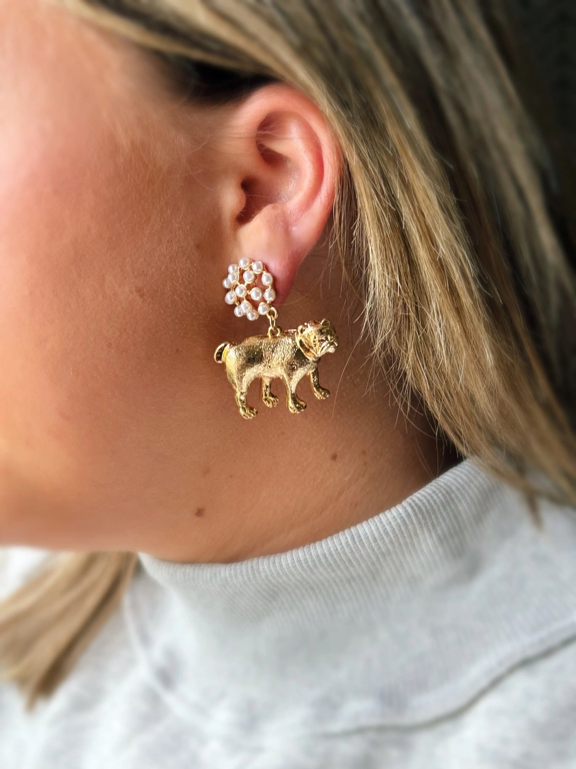 Vintage Gold Bulldog & Pearl Drop Earrings American Graham Apparel