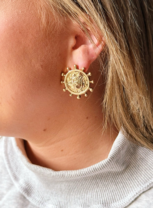 Vintage Gold Textured Bulldog Face Coin Earrings American Graham Apparel