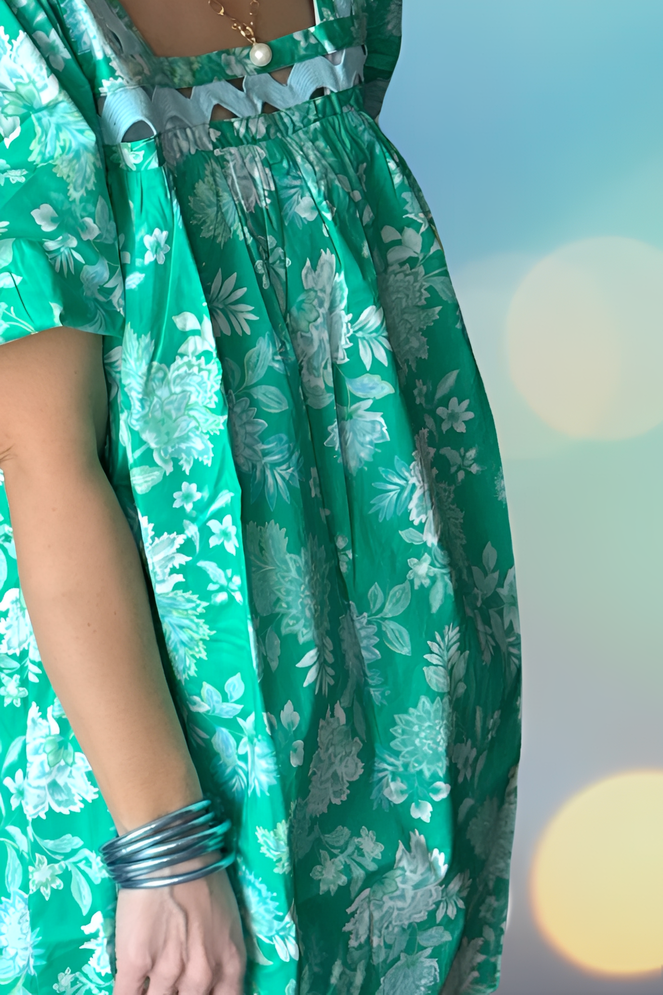 Bloom & Swoon Blumen-Garten-Kleid mit Ric-Rac-Bordüre und Puffärmeln in Kelly-Grün