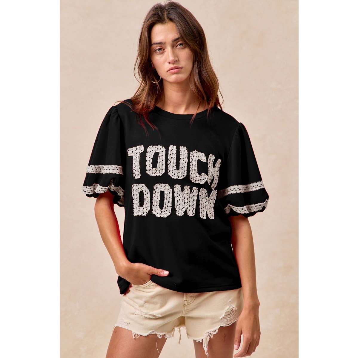 GAMEDAY THEME SLEEVE TOP WITH TOUCH DOWN PATCHWORK: GREEN / L