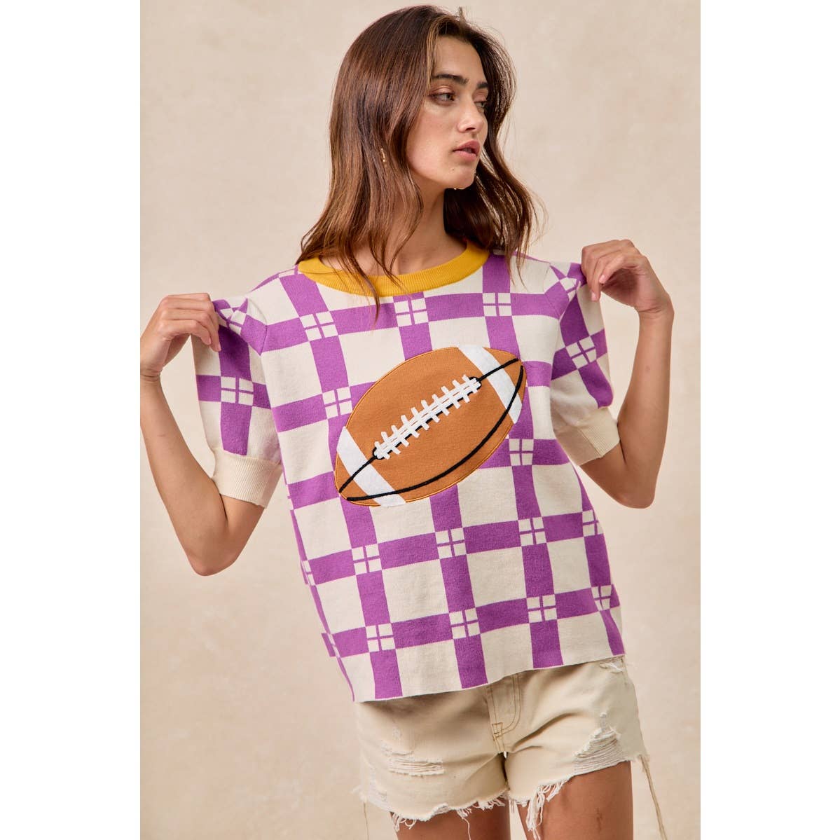 GAMEDAY THEME CHECKER PATTERN FOOTBALL PATCHED TOP: PURPLE/GOLD / L