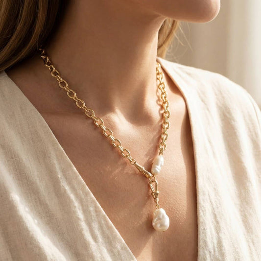 Southern Pearl Pendant Chain Necklace